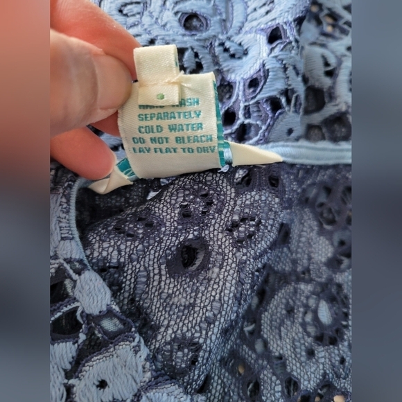 Sundance Linen Blend Lace Long Sleeve Top Blue M - Picture 7 of 7